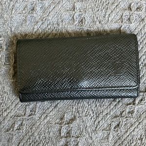 Louis Vuitton Taiga 4 Ring Leather Keyholder